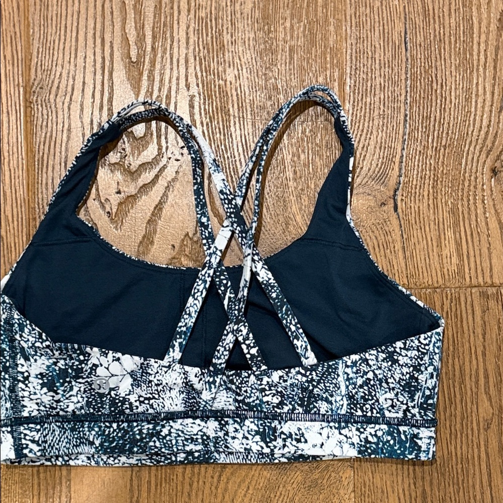 lululemon athletica energy wild wind Patterned Sports Bra 10 - Picture 4 of 6